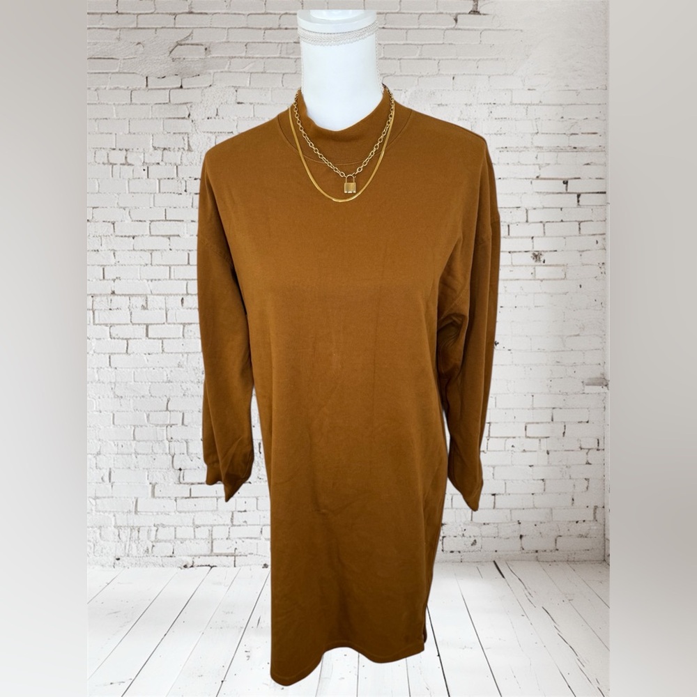 Unilqo dress small